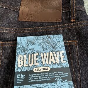 Naked and Famous Blue Wave Selvedge jeans size 36